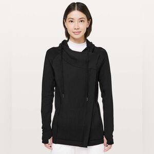 Lululemon Coast Easy Wrap - Black